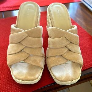 Vince Gillian Espradille. Comfortable!